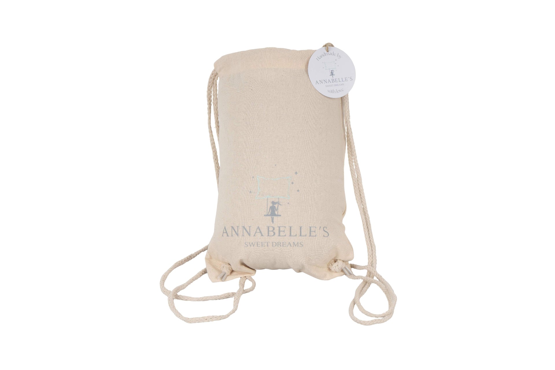 Annabelle’s Kinderkissen im praktischen Reisebeutel – kompakt verpackt für hygienischen, bequemen Transport unterwegs